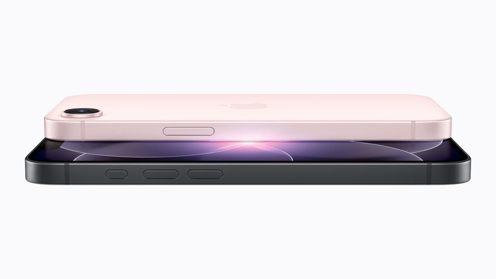 To iPhone 17e i svart og rosa stablet oppå hverandre